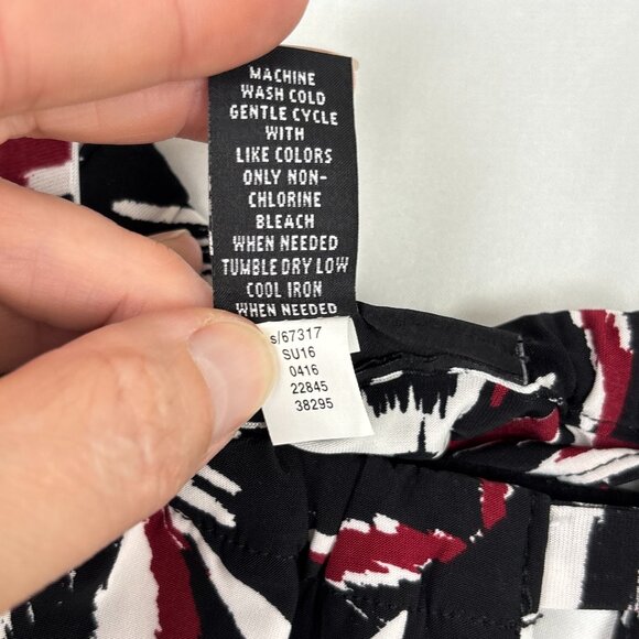 NWT INC International Concepts Halter Top Women’s Medium Black Red Inca Print - Picture 13 of 16